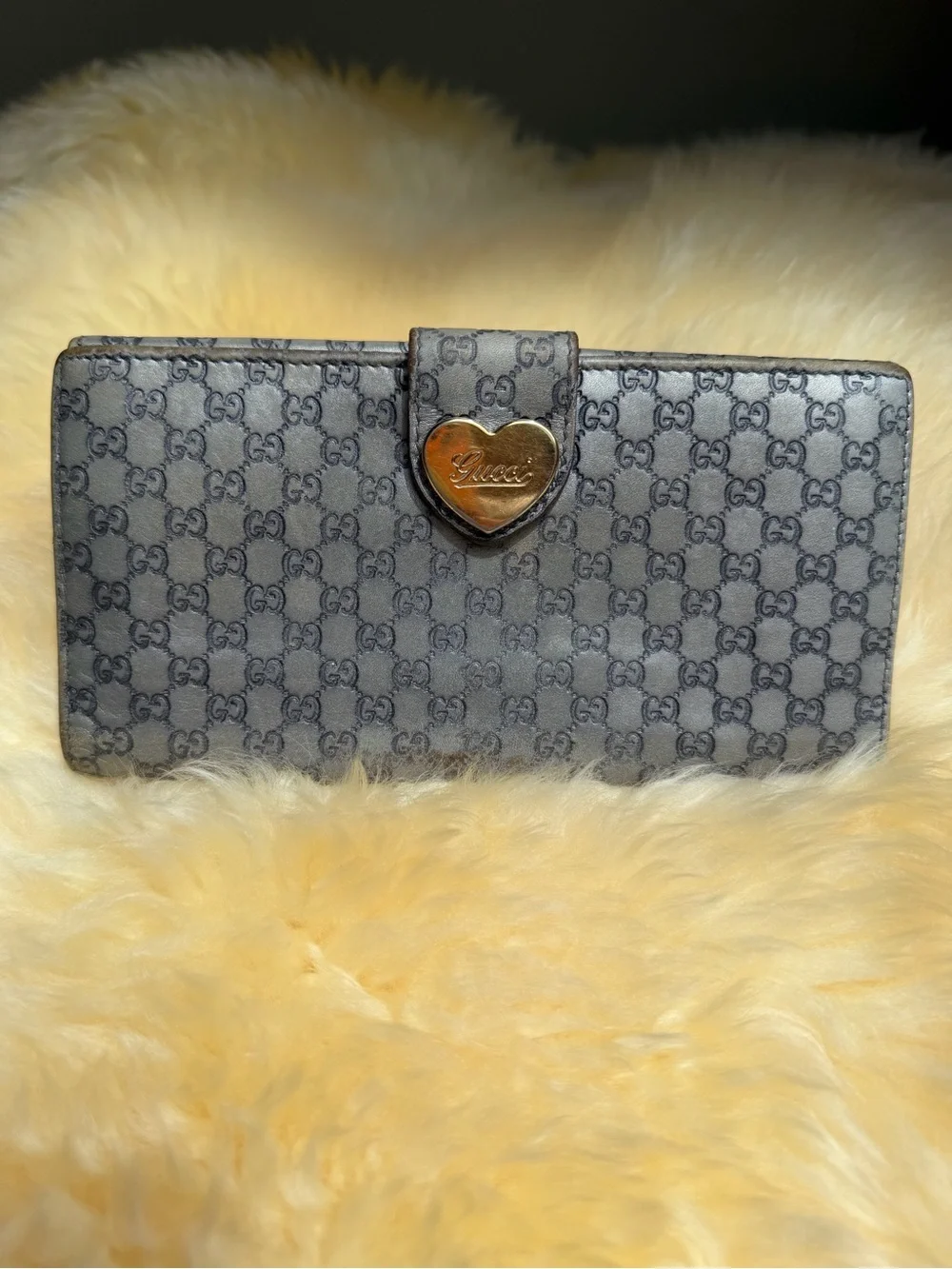 Gucci Grey Monogram Stamped Leather Fold Wallet w/ Gold Heart Emblem Zip Coin ❤️
